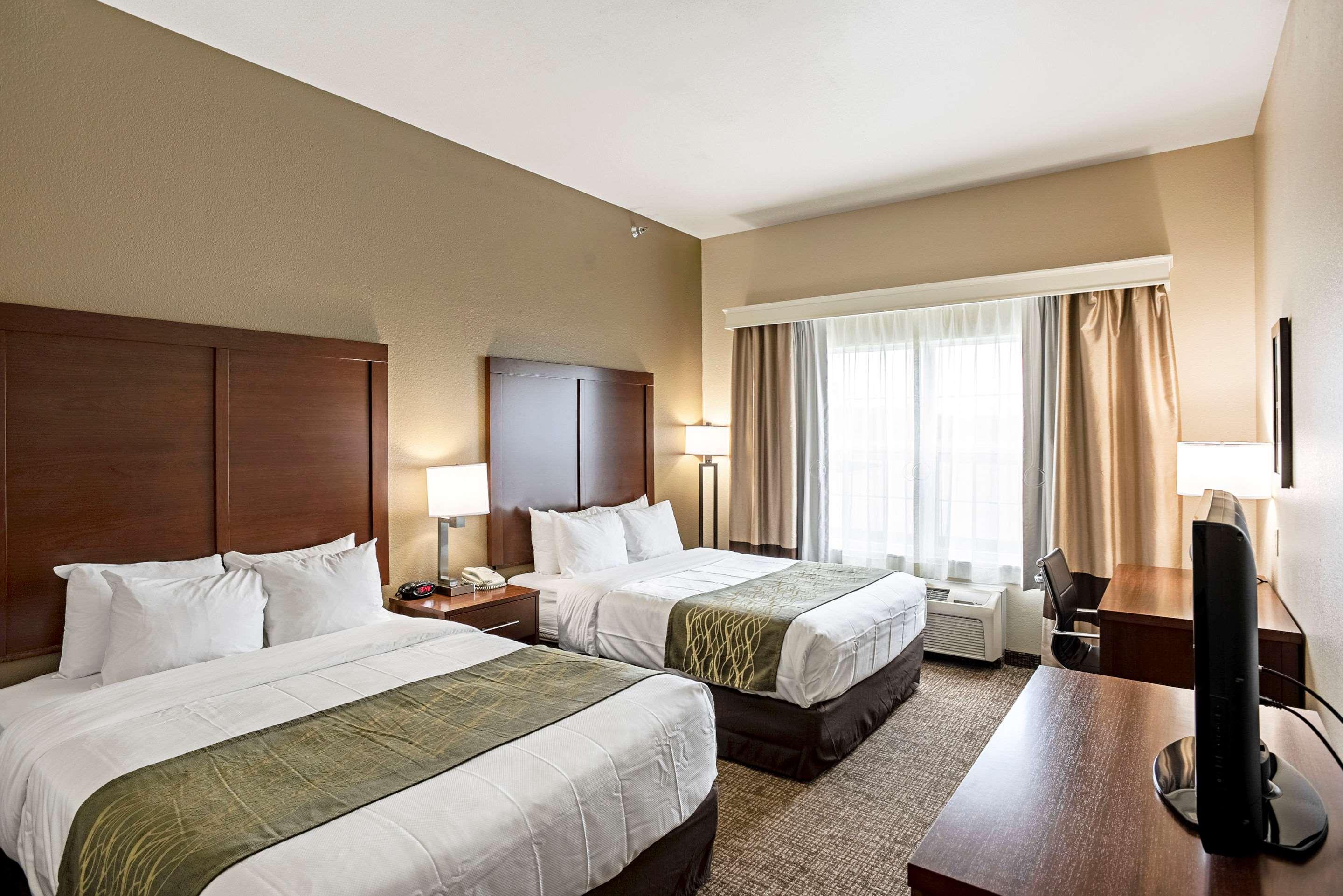Comfort Inn & Suites Independence Bagian luar foto