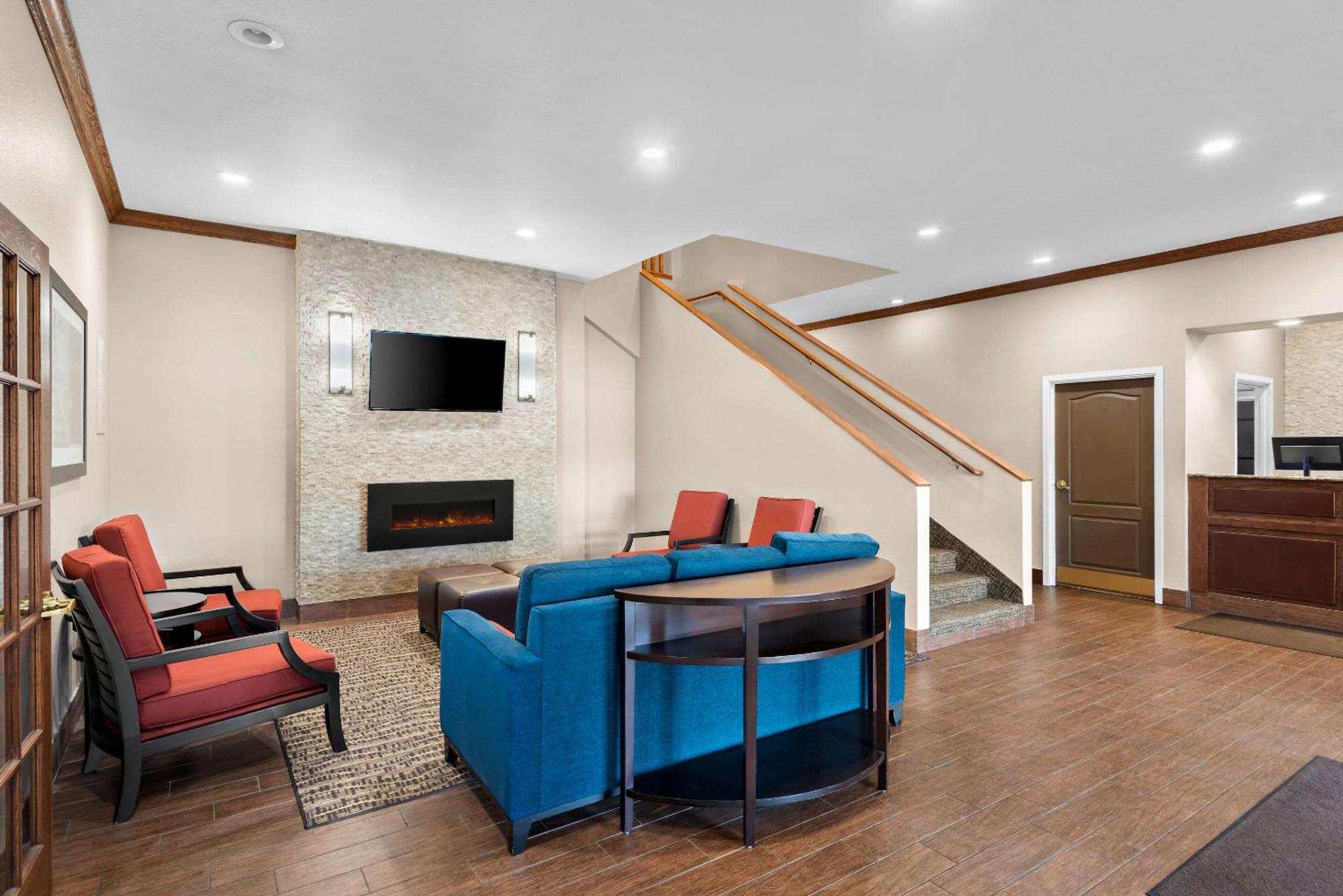 Comfort Inn & Suites Independence Bagian luar foto